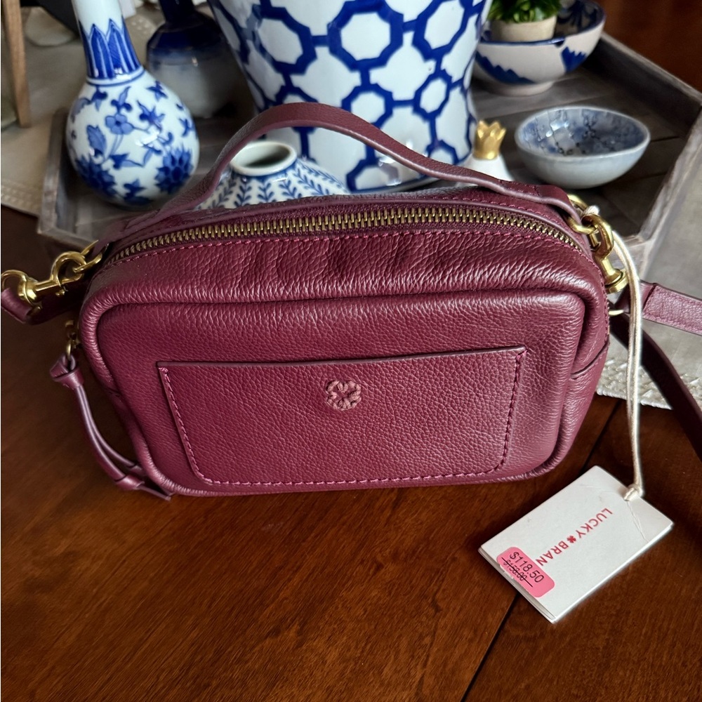 NEW ‘Lucky Brand’ Bag in Genuine Leather that can be carried two different ways - Picture 16 of 16